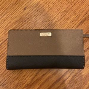 Kate spade wallet preowned